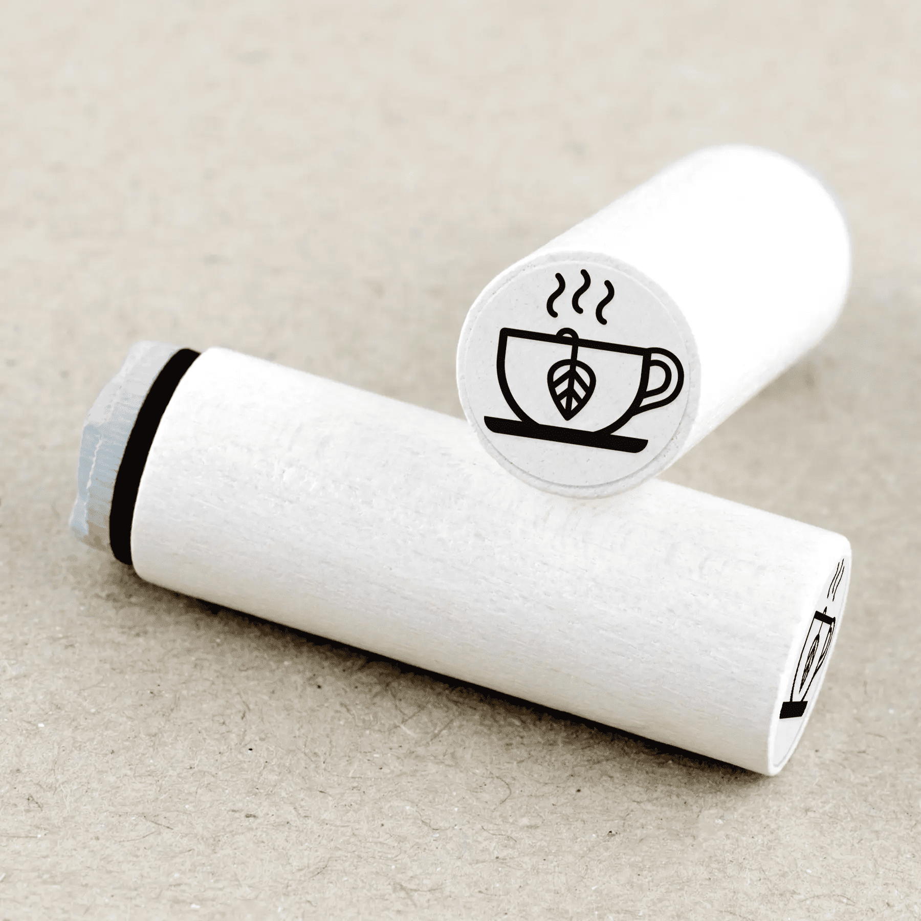 image Stempel fra Merry & bright med en kop urtete