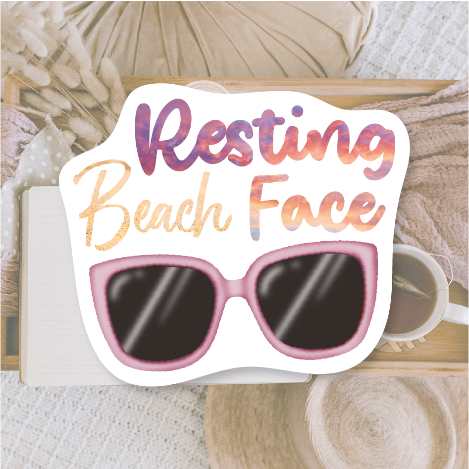 D8077 resting beach face